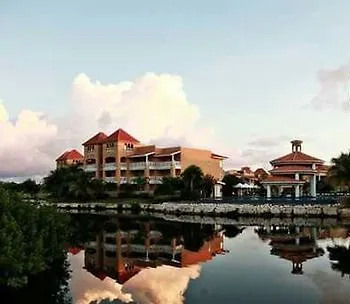 Tropical Digs Aparthotel Oranjestad