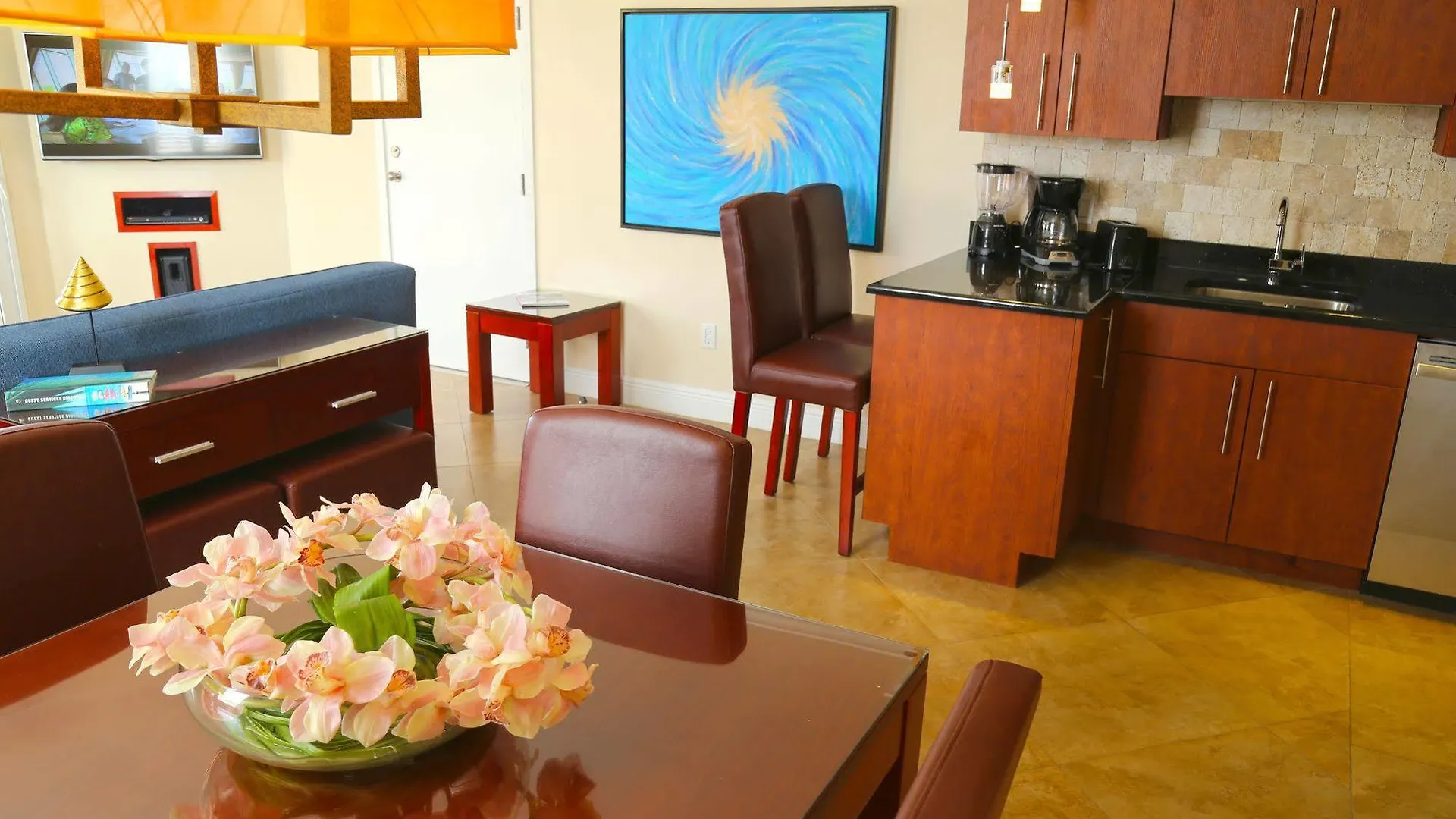 Tropical Digs Aparthotel Oranjestad